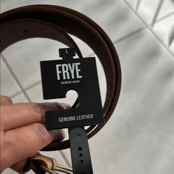 Frye Tan Leather Belt Classic Design - Picture 3 of 4